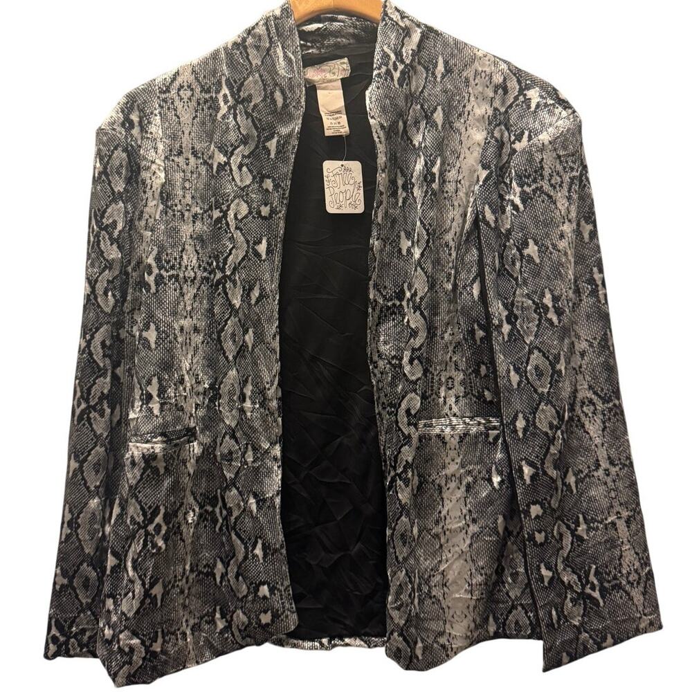 Free People Women's Snakeskin Mercury Velvet Gray Open Front Cape Jacket OS NWT